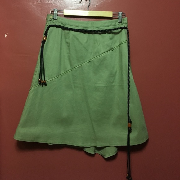 Bess Skirt - Picture 1 of 3